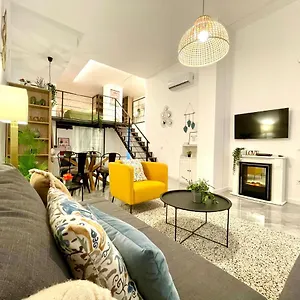 https://dplex-confort-1-linea-de-playa-wifi-y-aire-acc.hotelsincadiz.net