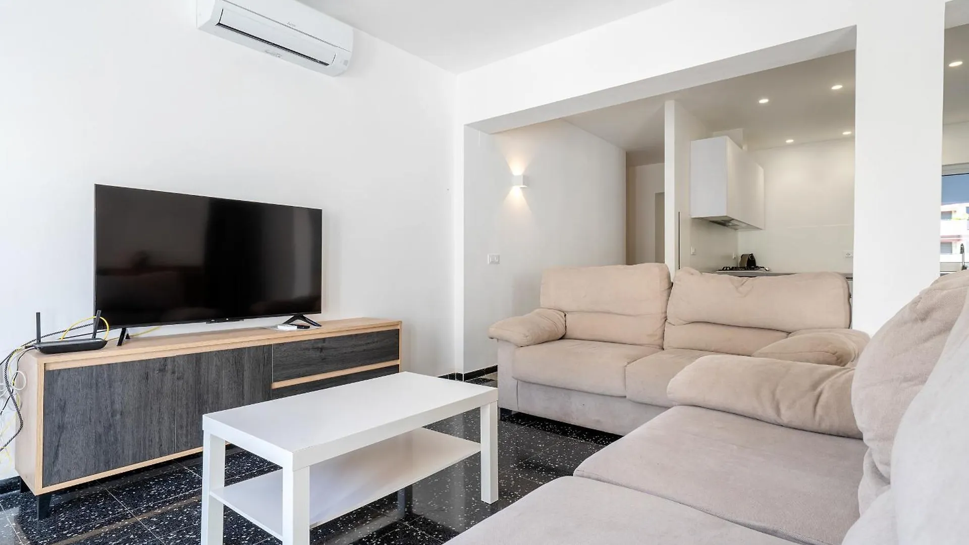 Hauzify I Apartament Riera Platja d'Aro  España