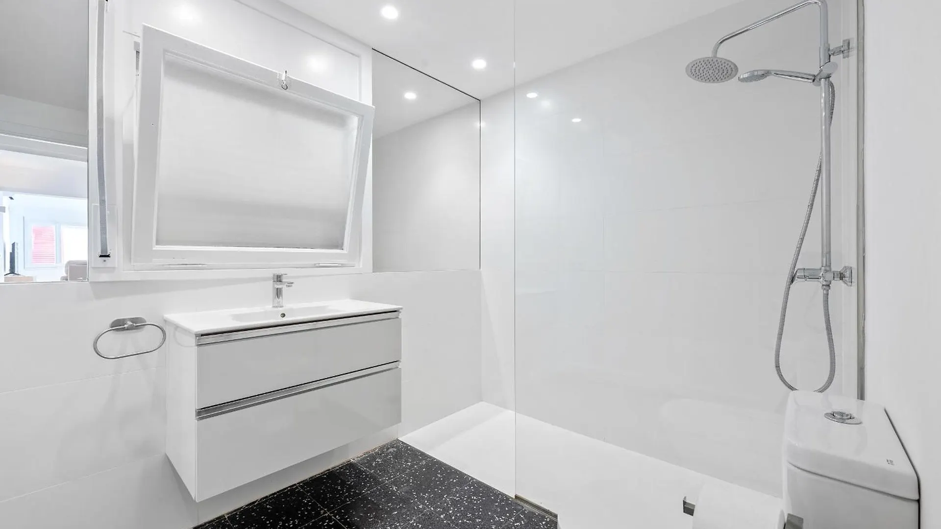 Apartamento Hauzify I Apartament Riera Platja d'Aro  España